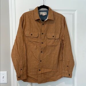 NWOT Men's M Carmel Button-Up shirt